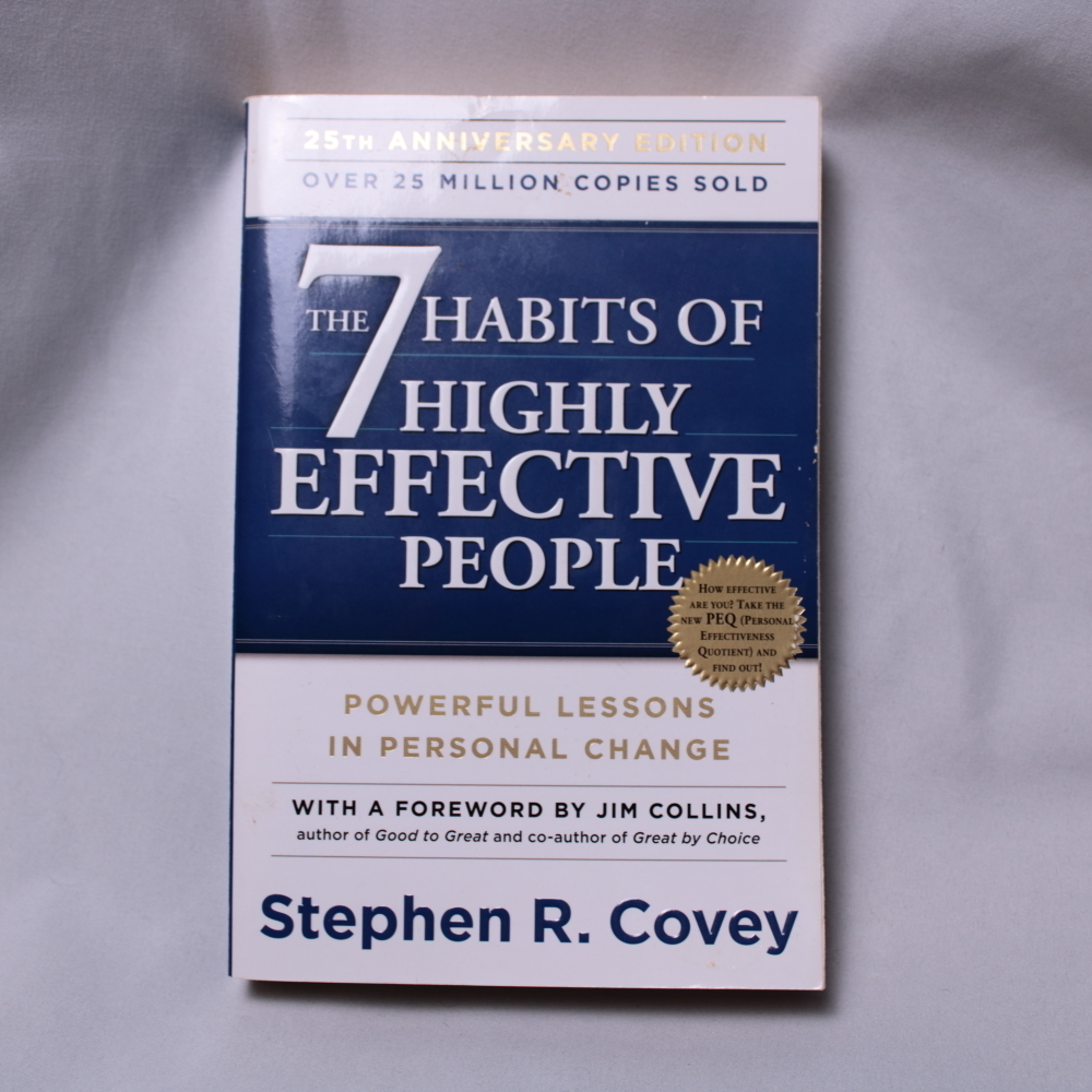 Habits of Highly Effective People - Self Help Book